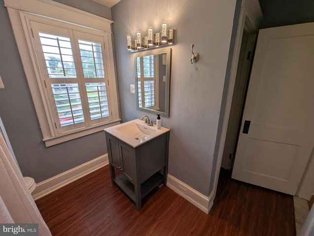 4500 RIDGE AVE, Halethorpe, MD 21227