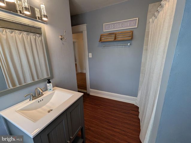 4500 RIDGE AVE, Halethorpe, MD 21227