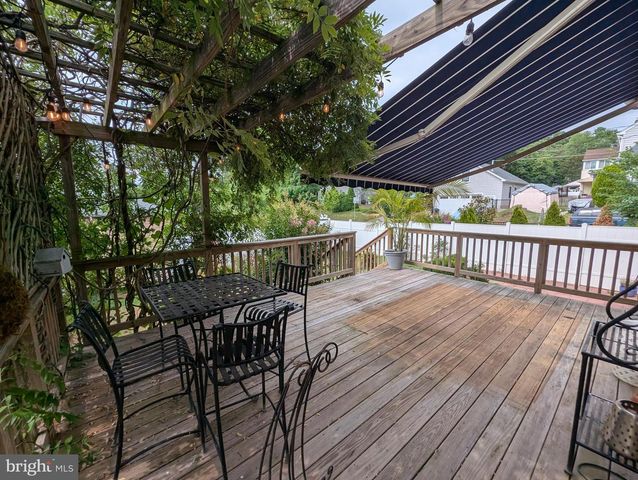 4500 RIDGE AVE, Halethorpe, MD 21227