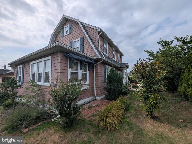 4500 RIDGE AVE, Halethorpe, MD 21227