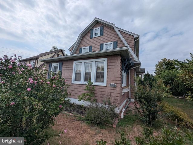 4500 RIDGE AVE, Halethorpe, MD 21227