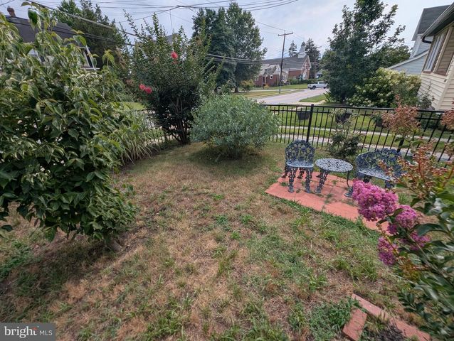 4500 RIDGE AVE, Halethorpe, MD 21227
