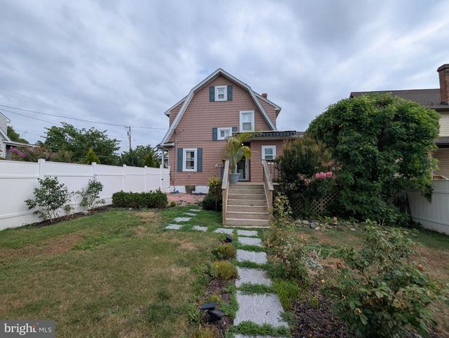 4500 RIDGE AVE, Halethorpe, MD 21227