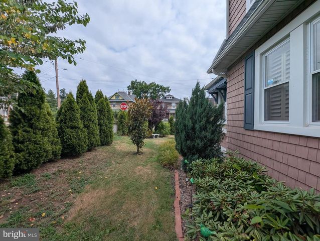 4500 RIDGE AVE, Halethorpe, MD 21227