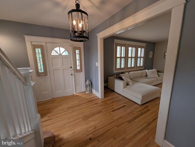 4500 RIDGE AVE, Halethorpe, MD 21227