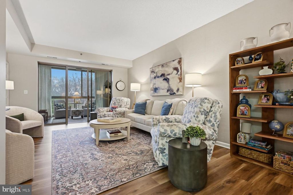 Image 14 of property listing at 940 ASTERN WAY #304, Annapolis, MD 21401