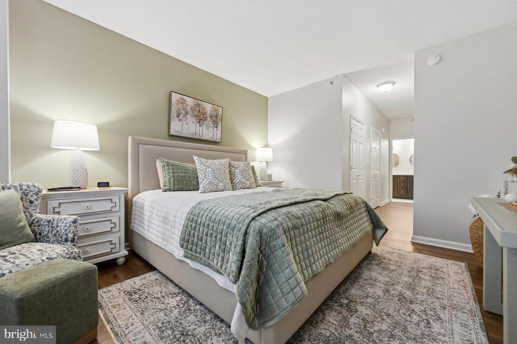 Image 24 of property listing at 940 ASTERN WAY #304, Annapolis, MD 21401