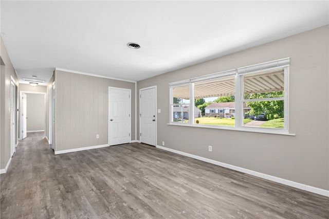 2437 N Aragon Avenue, Kettering, OH 45420