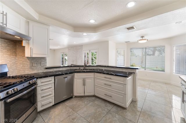 3116 Ocean Port Drive, Las Vegas, NV 89117