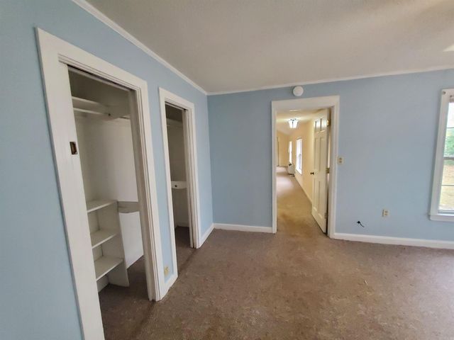 681 S Garfield Street, Piggott, AR 72454