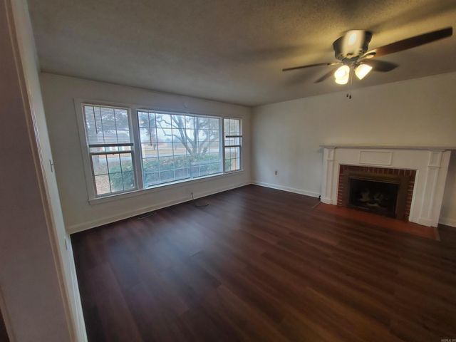681 S Garfield Street, Piggott, AR 72454