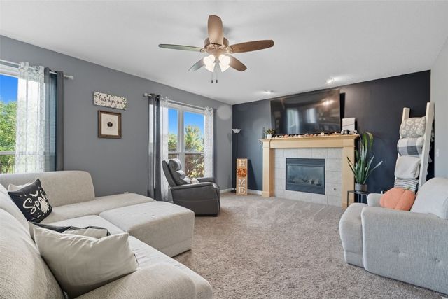 2812 29th Avenue SW, Cedar Rapids, IA 52404