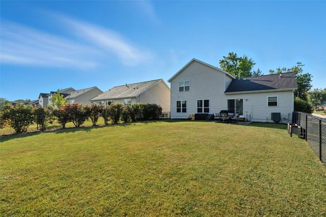 2812 29th Avenue SW, Cedar Rapids, IA 52404