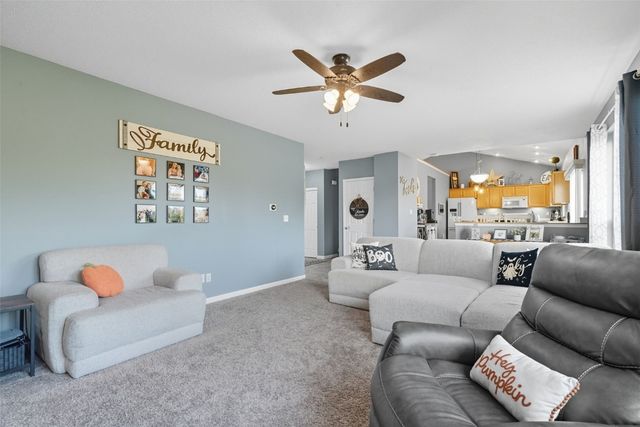 2812 29th Avenue SW, Cedar Rapids, IA 52404