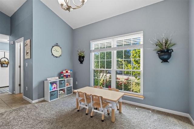 2812 29th Avenue SW, Cedar Rapids, IA 52404