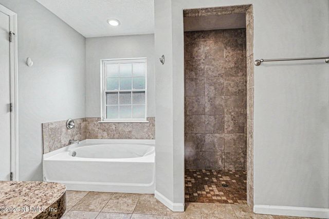 87043 CHESAPEAKE Avenue, Yulee, FL 32097