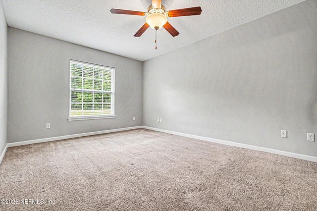 87043 CHESAPEAKE Avenue, Yulee, FL 32097