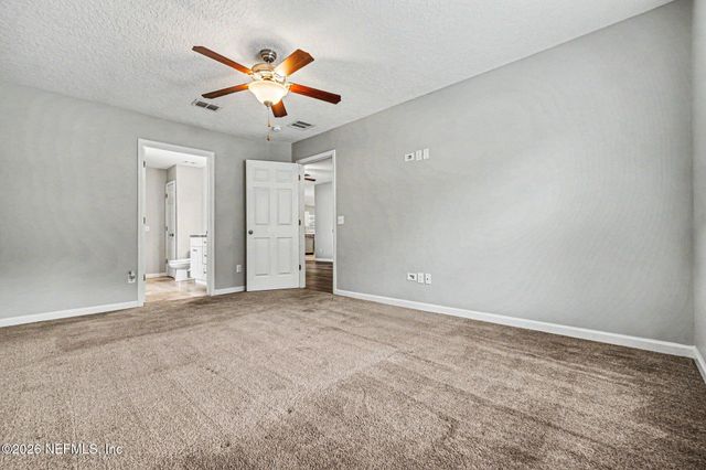 87043 CHESAPEAKE Avenue, Yulee, FL 32097