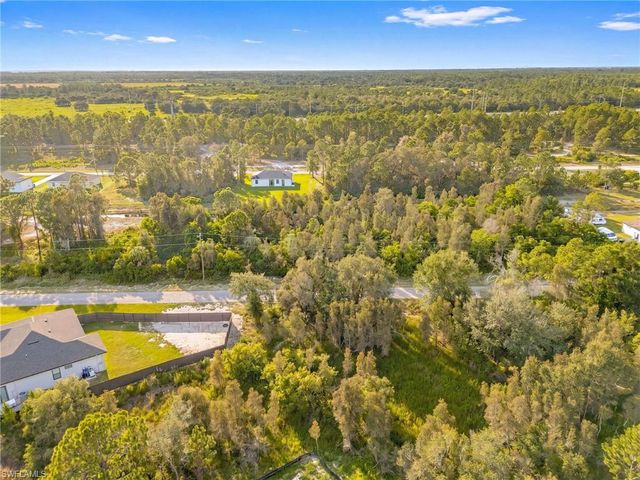 3224 Ruth LN, Lehigh Acres, FL 33976