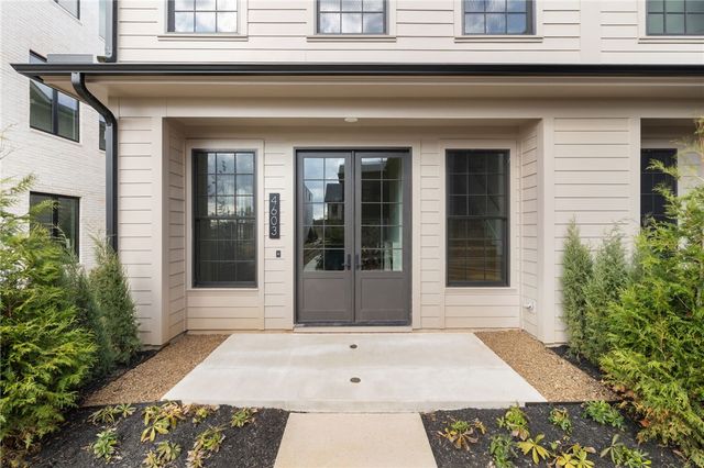 4603 S 47th Street, Rogers, AR 72758