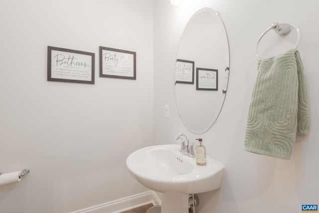 1 WHISPERWOOD CT, Troy, VA 22974