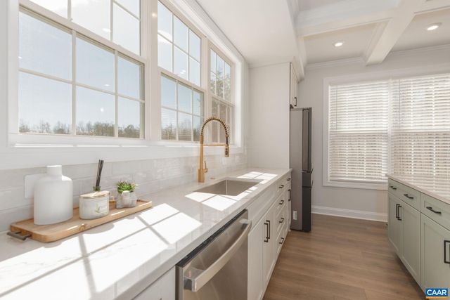 1 WHISPERWOOD CT, Troy, VA 22974