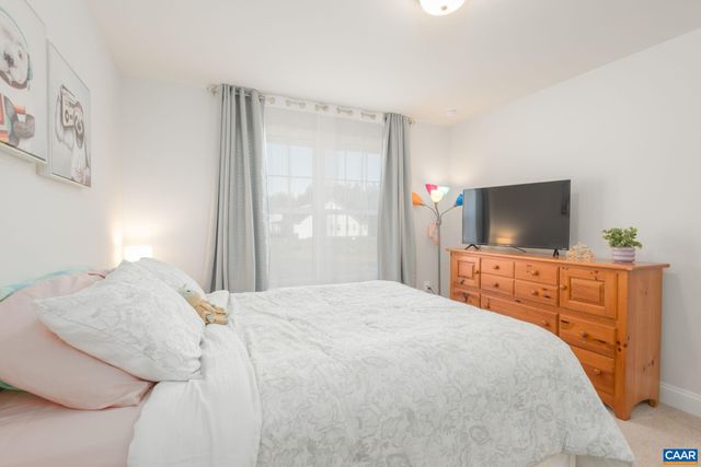 1 WHISPERWOOD CT, Troy, VA 22974