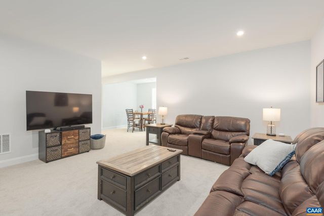 1 WHISPERWOOD CT, Troy, VA 22974