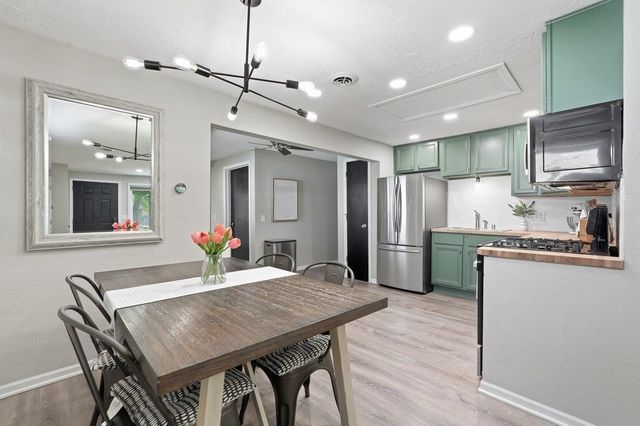 53 Walter Street, Madison, WI 53714