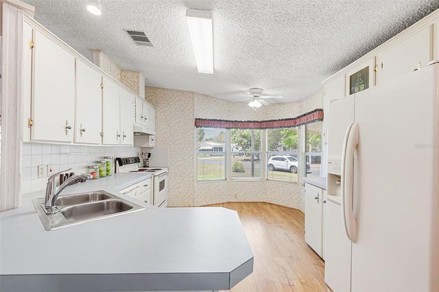 6002 GRAND OAKS DRIVE SE, Winter Haven, FL 33884