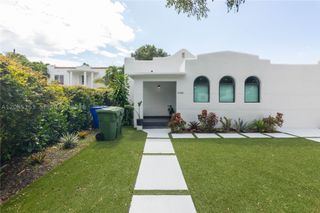 2360 SW 12th St, Miami, FL 33135