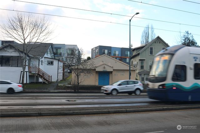 5943 Martin Luther King Jr S, Seattle, WA 98118