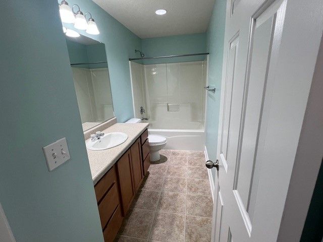 839 Poe Avenue, Ames, IA 50014