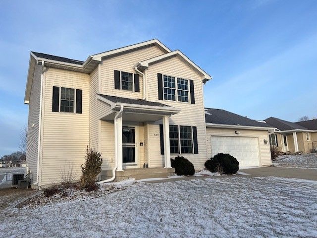 839 Poe Avenue, Ames, IA 50014