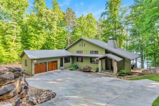 304 Trottingwolf Trail, Sunset, SC 29685
