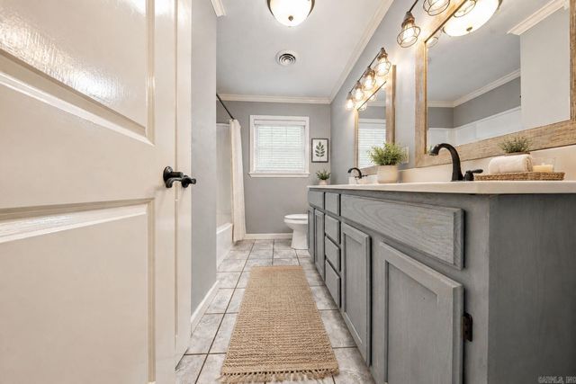 2159 Hickory Street, Conway, AR 72034