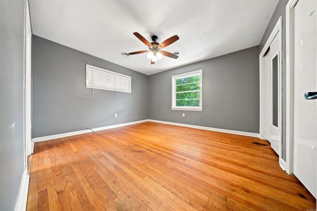 2159 Hickory Street, Conway, AR 72034
