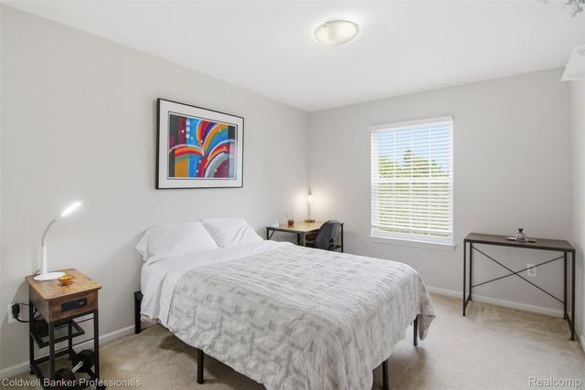 2891 Greenbrooke Lane, West Bloomfield Charter Township, MI 48324
