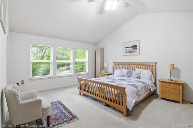 2891 Greenbrooke Lane, West Bloomfield Charter Township, MI 48324