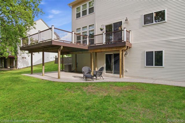 2891 Greenbrooke Lane, West Bloomfield Charter Township, MI 48324
