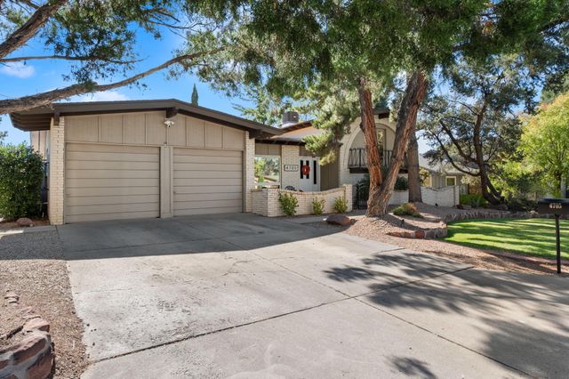 4705 BROOKWOOD Street NE, Albuquerque, NM 87109