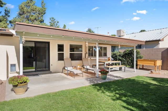 4705 BROOKWOOD Street NE, Albuquerque, NM 87109