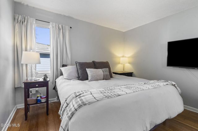 87 Ormond Street, Albany, NY 12203