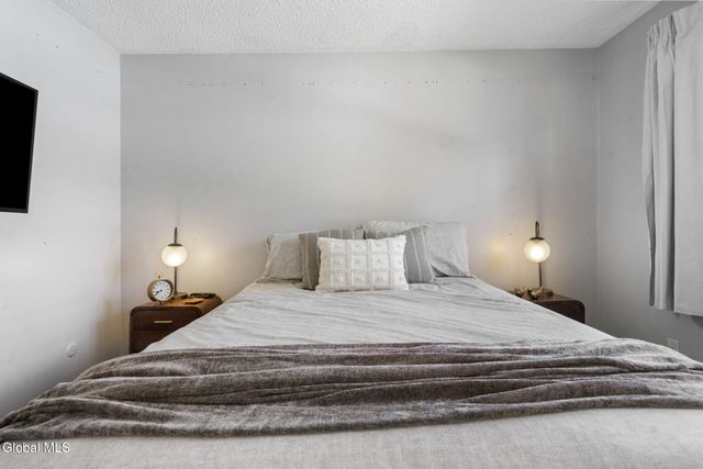 87 Ormond Street, Albany, NY 12203