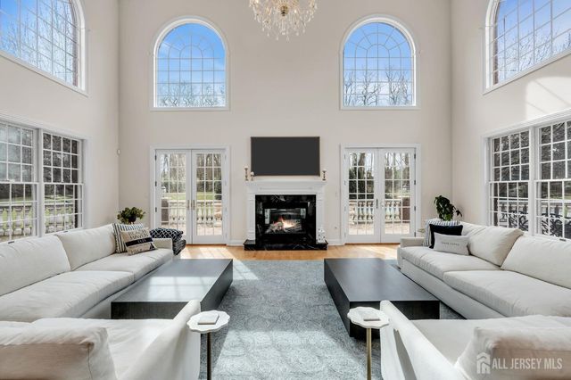 31 Hillcrest Drive, Colts Neck, NJ 07722