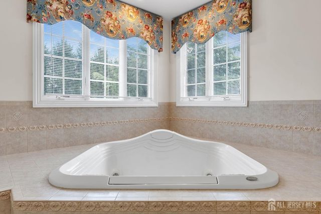 31 Hillcrest Drive, Colts Neck, NJ 07722