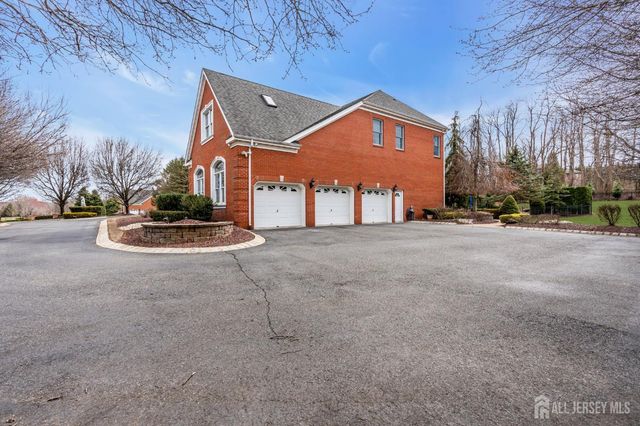 31 Hillcrest Drive, Colts Neck, NJ 07722