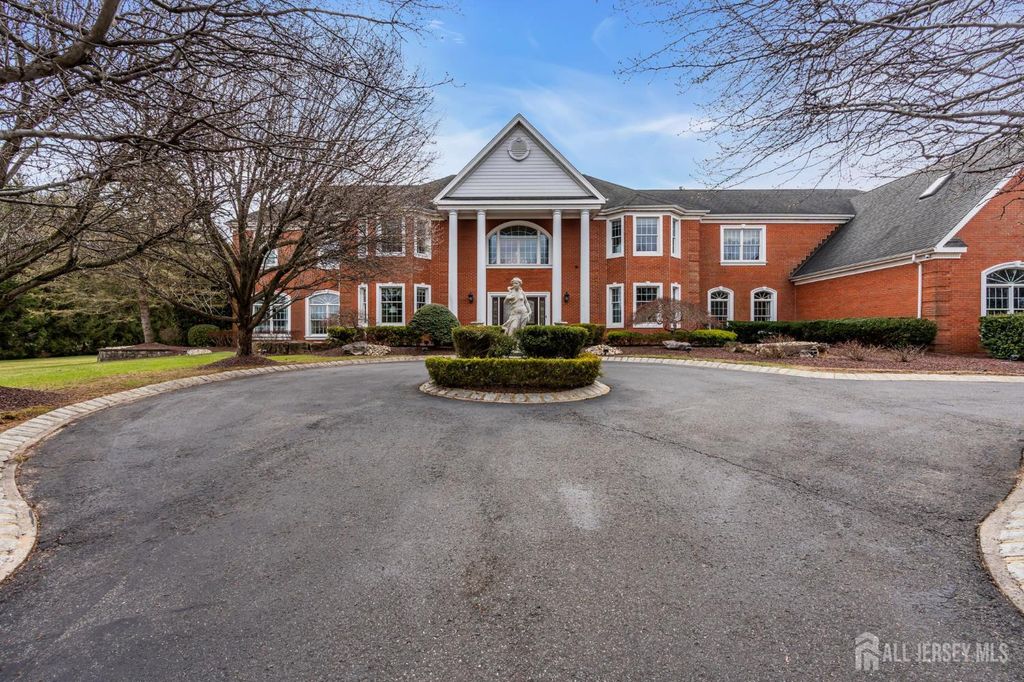 31 Hillcrest Drive, Colts Neck, NJ 07722