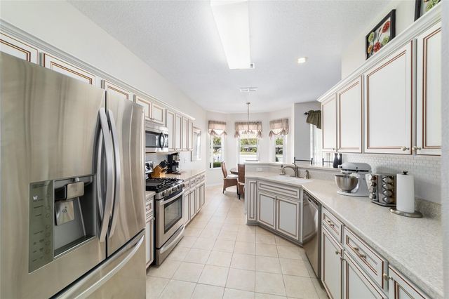9458 SW 93RD LOOP, Ocala, FL 34481