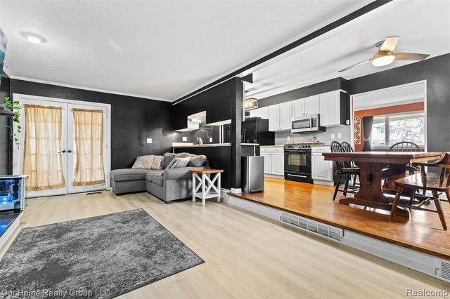 36801 Barr Street, Clinton Township, MI 48035